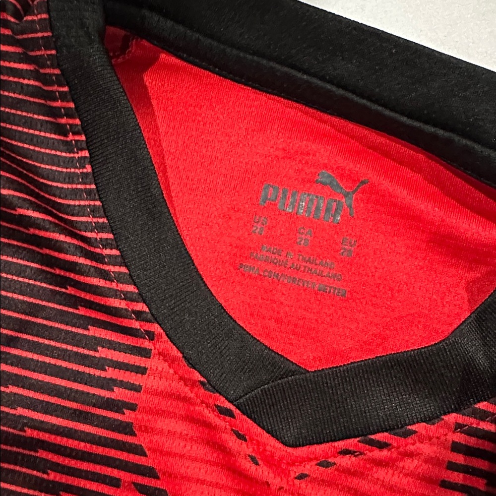 Puma Kids Black and Red Soccer Jersey size 10-12 - Picture 6 of 6